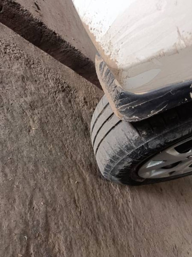 Second-hand 2016 Hyundai Grand i10 Sportz for sale in Rajkot-5