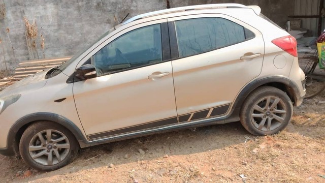Second-hand 2018 Ford Freestyle Titanium Petrol BSIV for sale in Katni-2