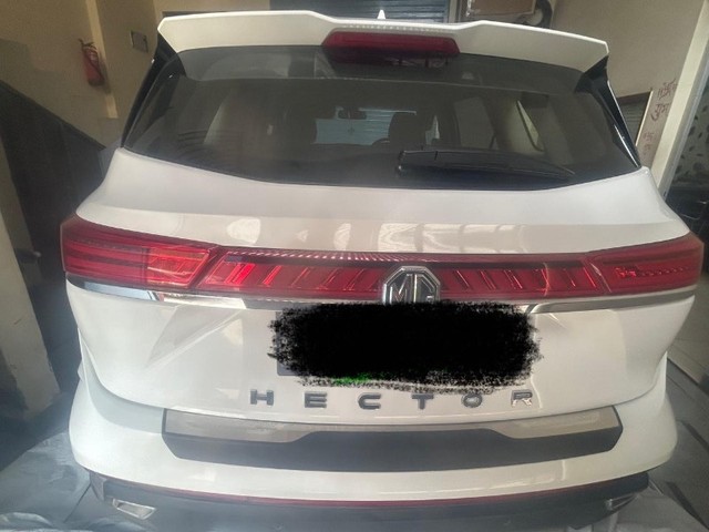 Second-hand 2023 MG Hector Sharp CVT for sale in Ghaziabad-5