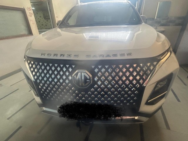 Second-hand 2023 MG Hector Sharp CVT for sale in Ghaziabad-2