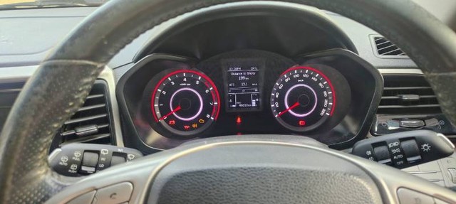 Second-hand 2021 Mahindra XUV300 W8 BSVI for sale in Patna-7