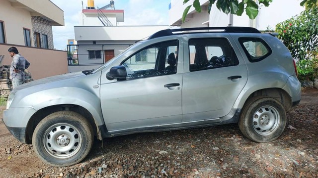Second-hand 2015 Renault Duster 85PS Diesel RxE for sale in Dharwad-5