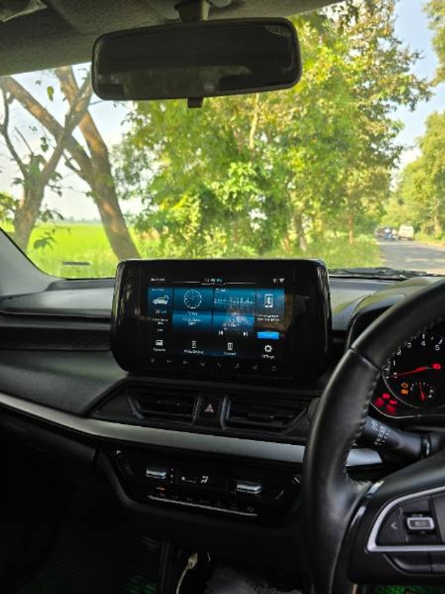 Second-hand 2024 Maruti Suzuki Swift ZXi Plus for sale in Maldah-5