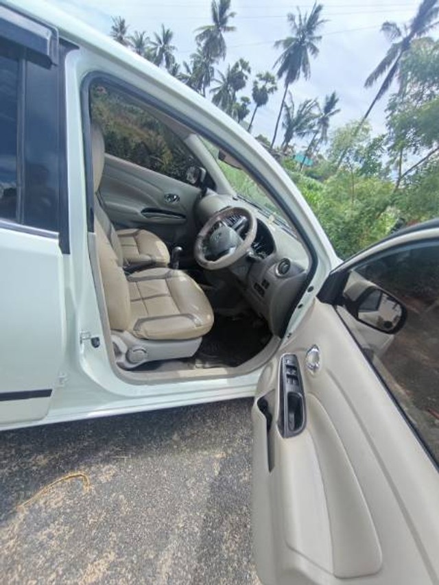 Second-hand 2013 Renault Scala Diesel RxZ for sale in Nellore-5