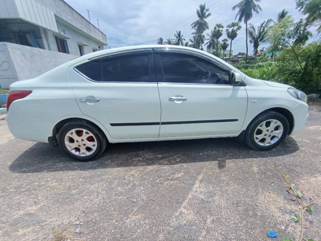 Second-hand 2013 Renault Scala Diesel RxZ for sale in Nellore-7