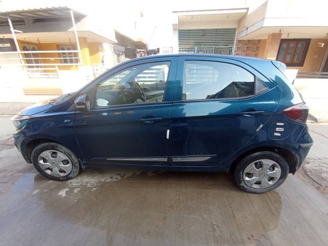 Tata Tiago EV XT LR - Photo 4