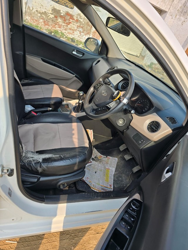 Second-hand 2019 Hyundai Xcent 1.2 CRDi SX for sale in Faizabad-7