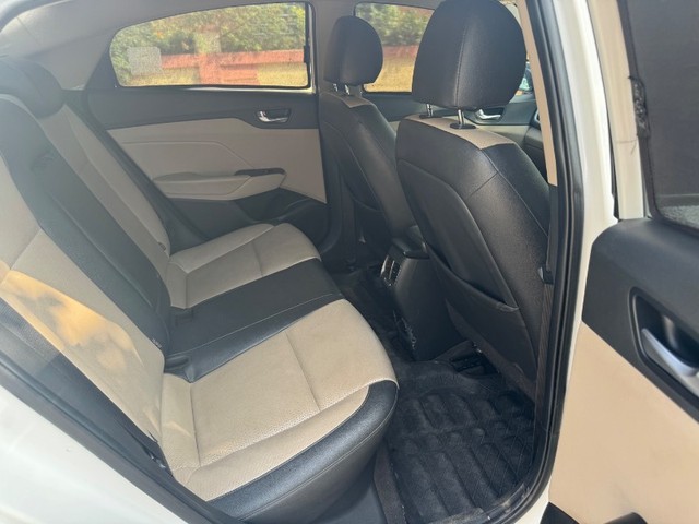 Second-hand 2019 Hyundai Verna CRDi 1.6 SX Option for sale in Bharuch-4