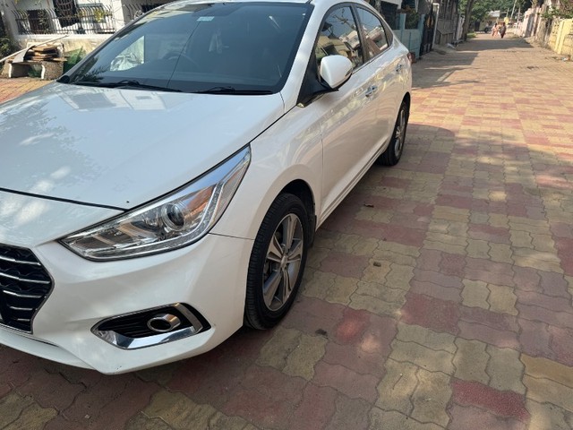 Second-hand 2019 Hyundai Verna CRDi 1.6 SX Option for sale in Bharuch-1