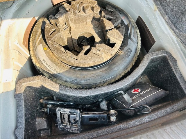 Second-hand 2016 Volkswagen Vento 1.5 TDI Highline for sale in Surat-2