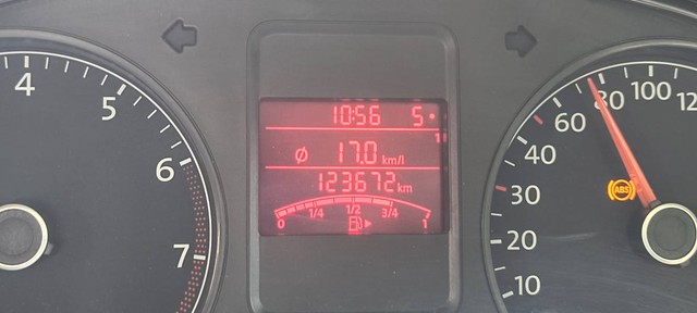 Second-hand 2013 Volkswagen Vento Petrol Breeze for sale in Pondicherry-5