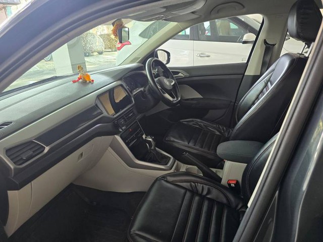 Second-hand 2022 Volkswagen Taigun 1.0 TSI Highline AT BSVI for sale in Ranga reddy-1