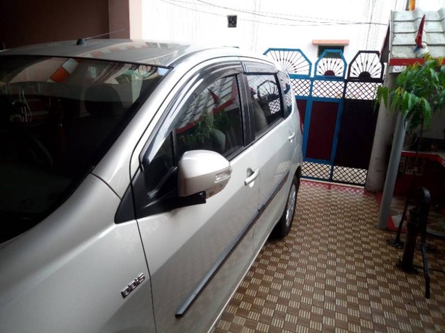 Second-hand 2017 Maruti Suzuki Ertiga SHVS ZDI for sale in Faizabad-1