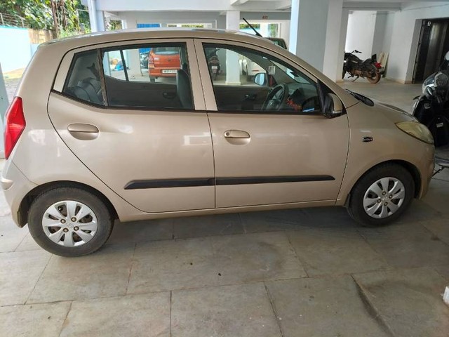Hyundai i10 Magna 1.2 Second-hand 2010 Hyundai i10 Magna 1.2 for sale in Bhubaneswar-1