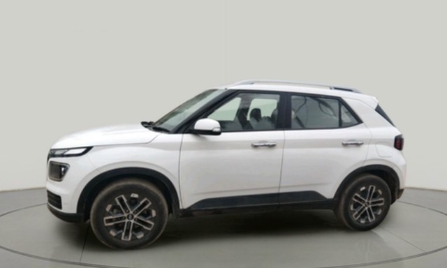 Second-hand 2023 Hyundai Venue SX Opt Diesel BSVI for sale in Mathura-12
