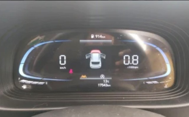 Second-hand 2023 Hyundai Venue SX Opt Diesel BSVI for sale in Mathura-11