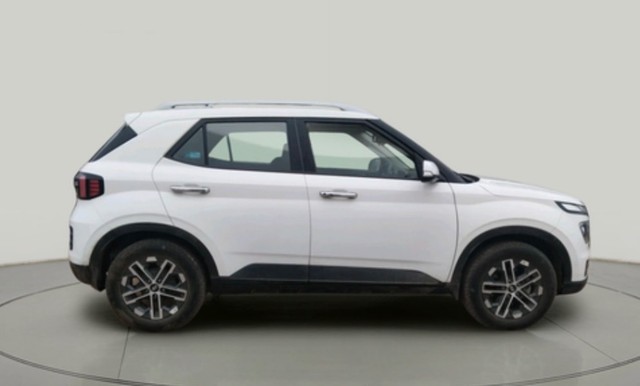 Second-hand 2023 Hyundai Venue SX Opt Diesel BSVI for sale in Mathura-1