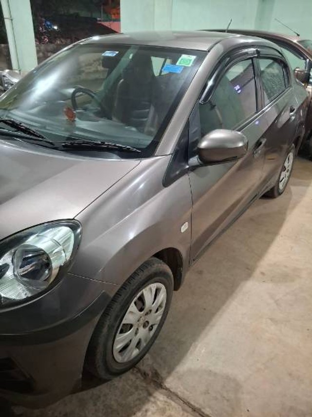 Second-hand 2013 Honda Amaze S i-Vtech for sale in Khordha-2