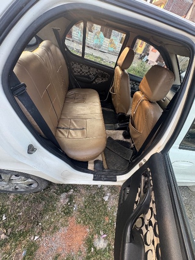 Tata Indigo LX TDI BSIII Second-hand 2015 Tata Indigo LX TDI BSIII for sale in Ujjain-4