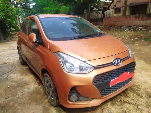 https://images10.gaadi.com/usedgaadi-sellcar/UsedCar/b61eb60d-3764-48cc-a3be-59237bd72b1d/e26c4456-fb53-4109-bb21-806eb9529233.jpg?imwidth=6400