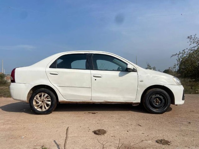 Second-hand 2012 Toyota Etios VXD for sale in Gwalior-1