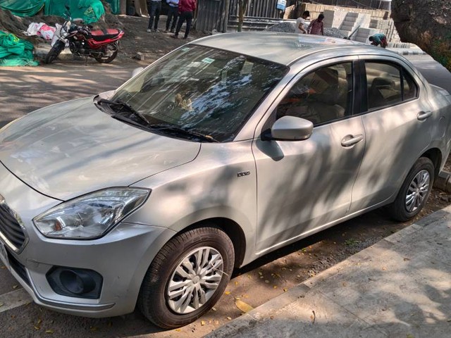 Second-hand 2017 Maruti Swift Dzire AMT VDI for sale in Vellore-3
