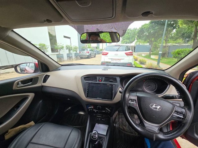 Second-hand 2014 Hyundai i20 Magna 1.4 CRDi for sale in Raipur-9