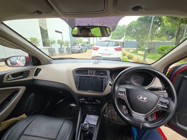 Second-hand 2014 Hyundai i20 Magna 1.4 CRDi for sale in Raipur-10