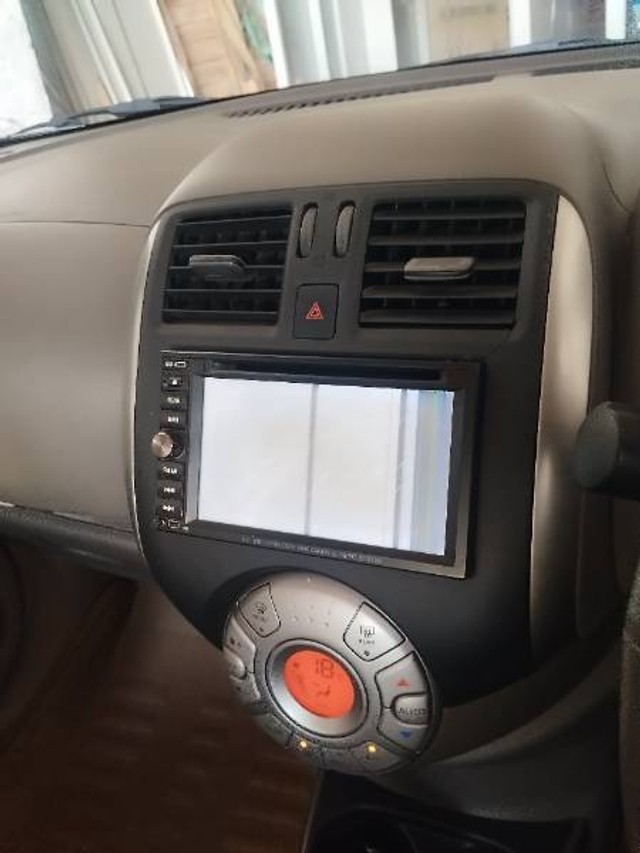 Second-hand 2013 Renault Scala Diesel RxE for sale in Vadodara-2