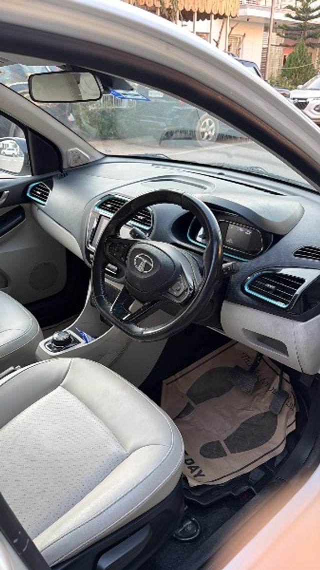 Second-hand 2023 Tata Tiago EV XT LR for sale in Gurgaon-6