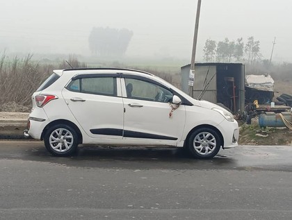 Second-hand 2017 Hyundai Grand i10 1.2 CRDi Sportz for sale in Maharajganj