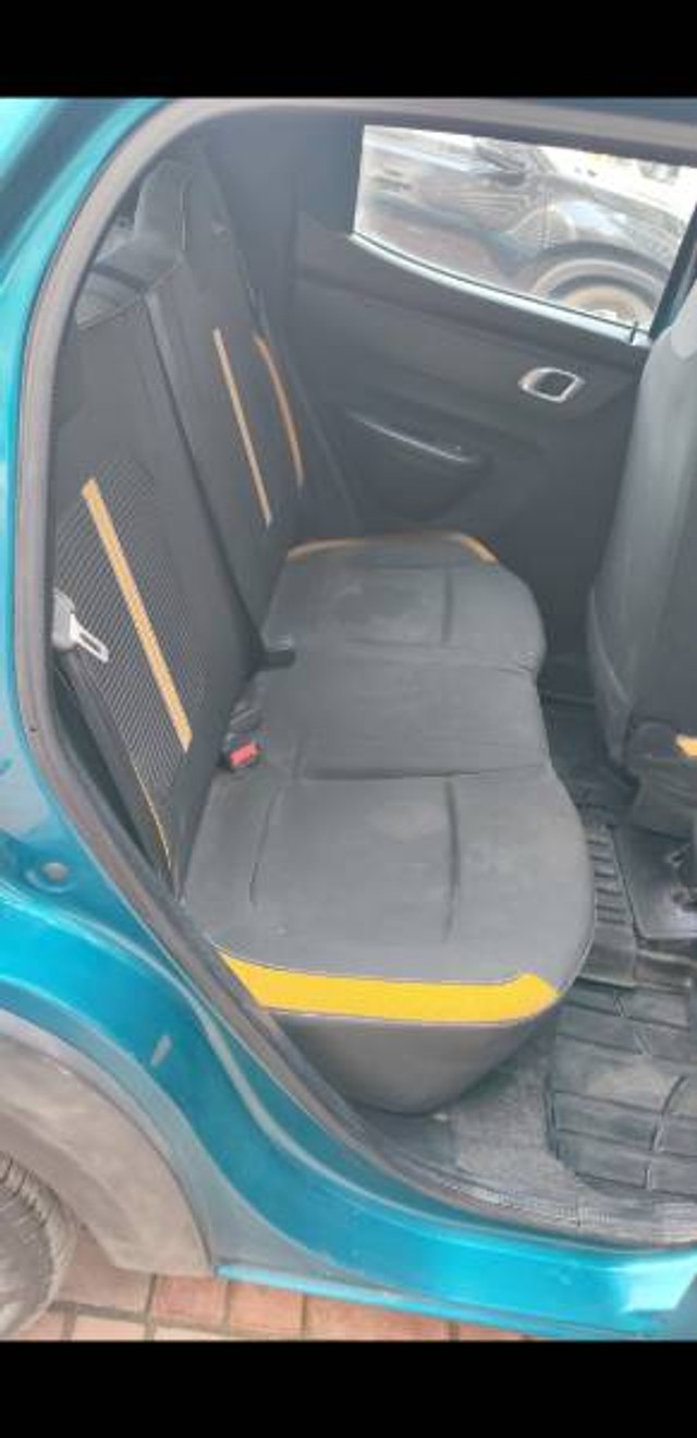 Second-hand 2023 Renault KWID 1.0 CLIMBER AMT for sale in Kanpur-3