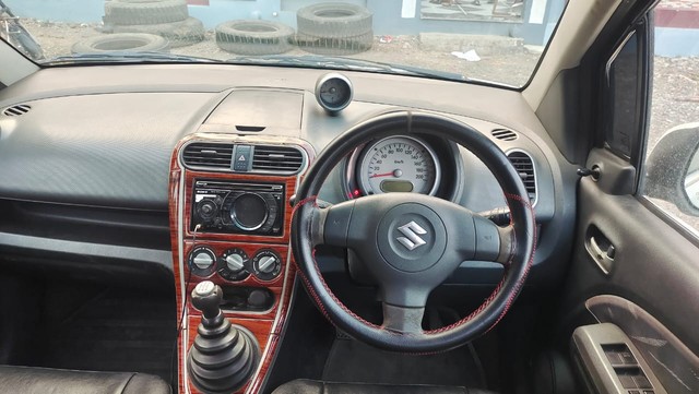 Second-hand 2012 Maruti Suzuki Ritz VDi for sale in Ratlam-7