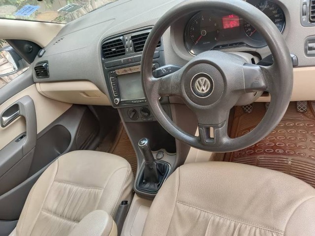 Second-hand 2011 Volkswagen Vento Petrol Breeze for sale in Gurgaon-3
