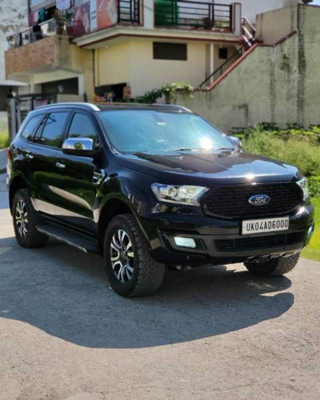 https://images10.gaadi.com/usedgaadi-sellcar/UsedCar/b6273298-85ef-4740-9d92-99704fc2eac9/1f90f39c-819d-4a21-8b94-db33c84d2112.jpg?imwidth=6400