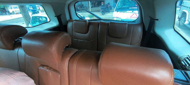 Second-hand 2019 Mahindra XUV500 W5 BSIV for sale in Beed-2