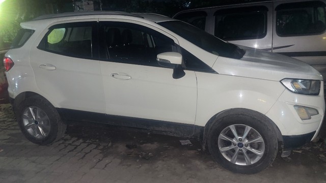 Second-hand 2020 Ford Ecosport 1.5 Diesel Titanium for sale in Kanpur-1