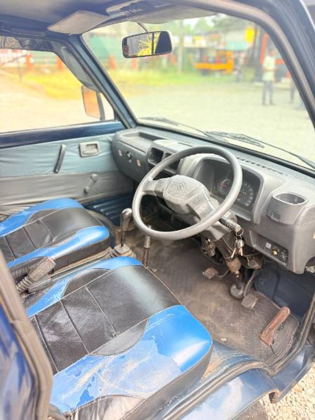 Second-hand 2011 Maruti Suzuki Omni CNG for sale in Perumbavoor-4