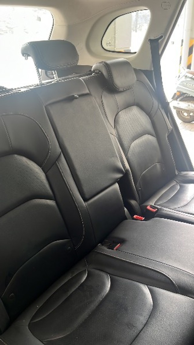 MG Hector Sharp Diesel MT Second-hand 2021 MG Hector Sharp Diesel MT for sale in Kanchipuram-12