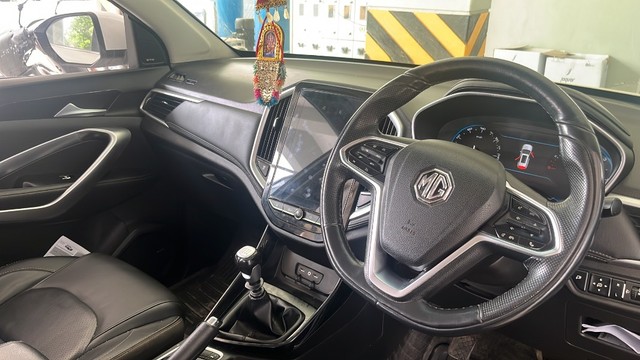 MG Hector Sharp Diesel MT Second-hand 2021 MG Hector Sharp Diesel MT for sale in Kanchipuram-8