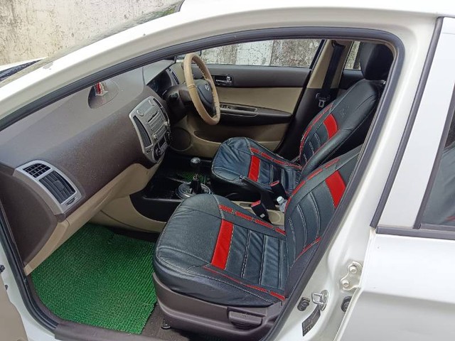 Second-hand 2011 Hyundai i20 1.2 Magna for sale in Amravati-3