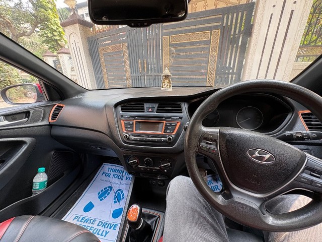 Second-hand 2015 Hyundai i20 Active 1.4 SX for sale in Dombivli-3