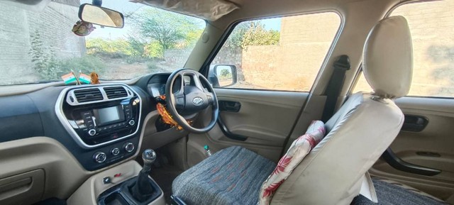 Second-hand 2022 Mahindra Bolero Neo N8 BSVI for sale in Jalore-9