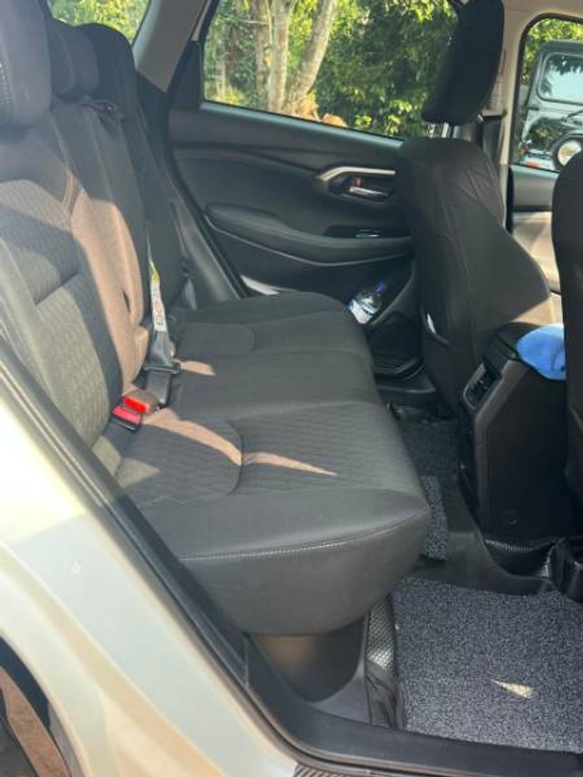 Second-hand 2023 Maruti Suzuki Grand Vitara Zeta Plus Hybrid CVT for sale in Wayanad-4