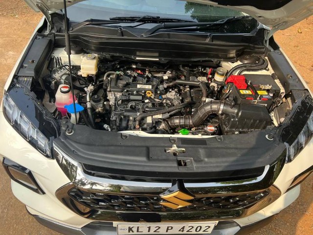 Second-hand 2023 Maruti Suzuki Grand Vitara Zeta Plus Hybrid CVT for sale in Wayanad-3