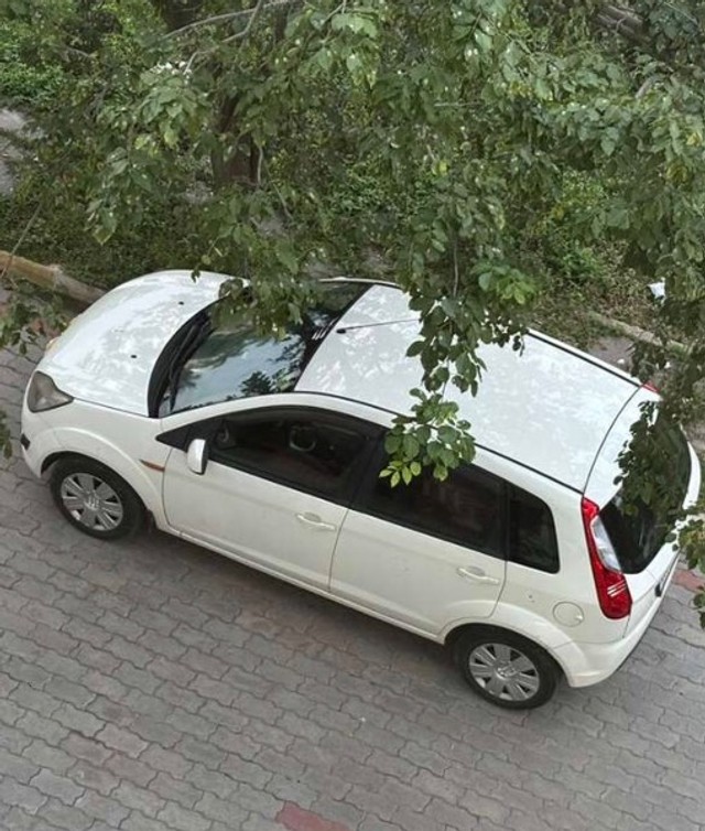 Ford Figo Diesel Titanium Second-hand 2011 Ford Figo Diesel Titanium for sale in Mysore-2