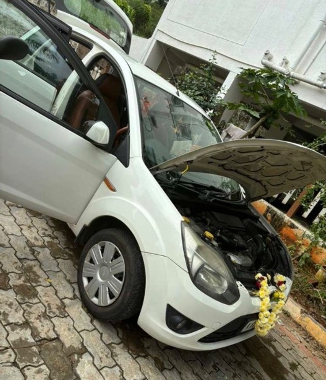 Ford Figo Diesel Titanium Second-hand 2011 Ford Figo Diesel Titanium for sale in Mysore-0