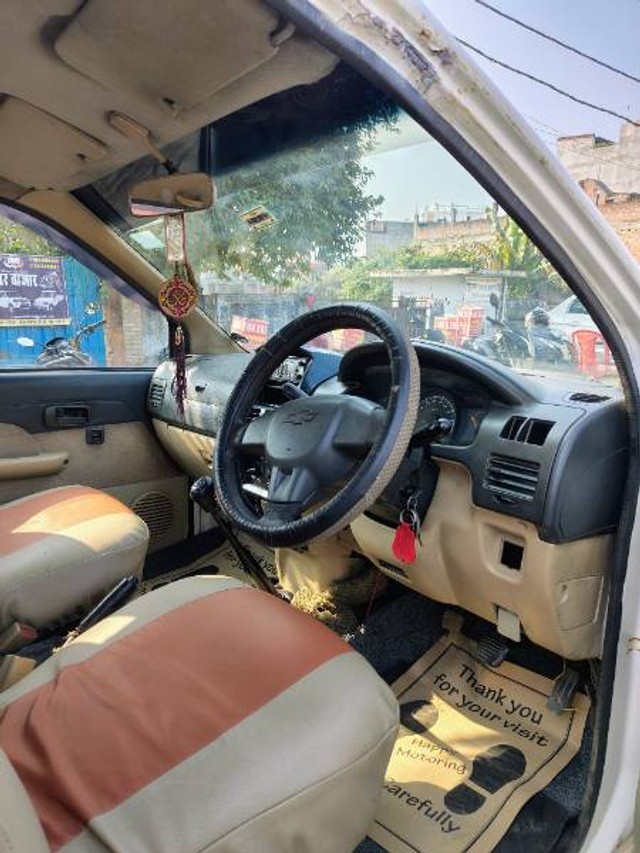 Second-hand 2013 Chevrolet Tavera Neo 3 7 Seats BSIV for sale in Fatehpur-3