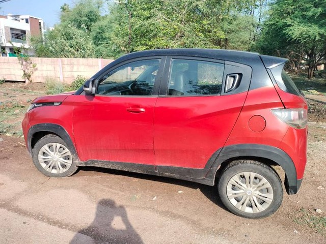Second-hand 2017 Mahindra KUV 100 NXT D75 K6 Plus for sale in Ratlam-1