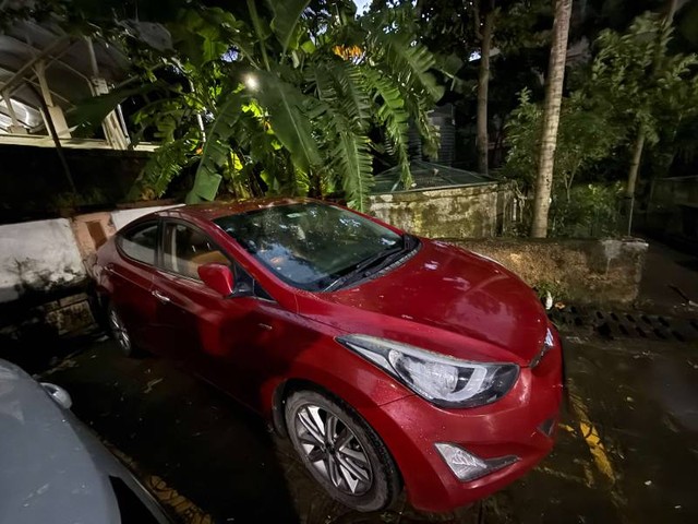 Second-hand 2016 Hyundai Elantra 1.6 SX Option AT for sale in Vasai-5